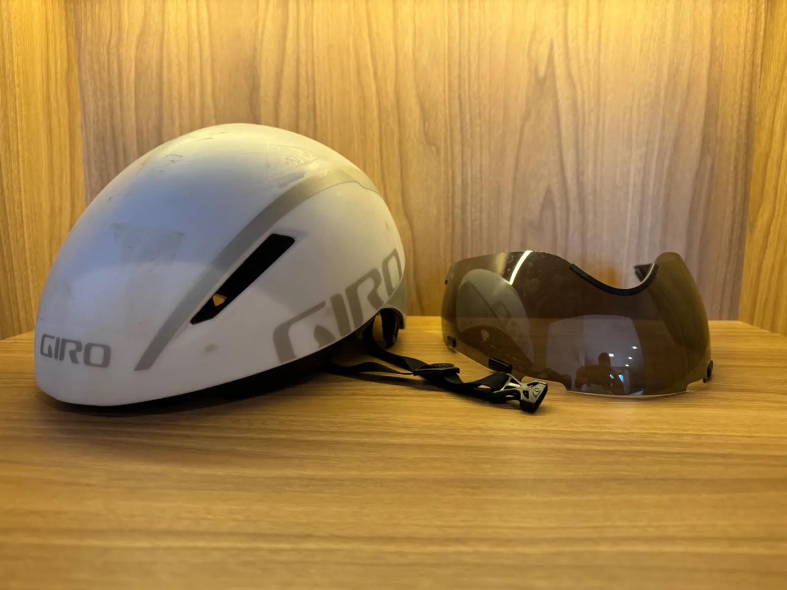 Foto do anúncio Capacete Giro Aerohead — 4 de 5